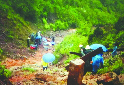 成都租越野車上牛背山 請避開交通管制期